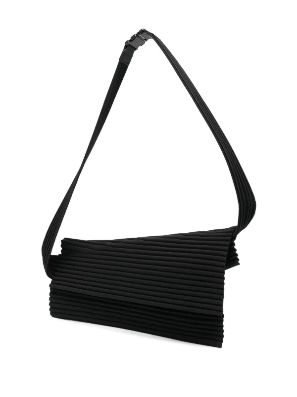 Homme Plissé Issey Miyake Overlap Shoulder Bag | Black | FARFETCH