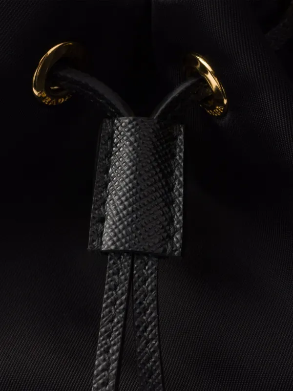 Prada Re-Nylon バケットバッグ | ブラック | FARFETCH JP