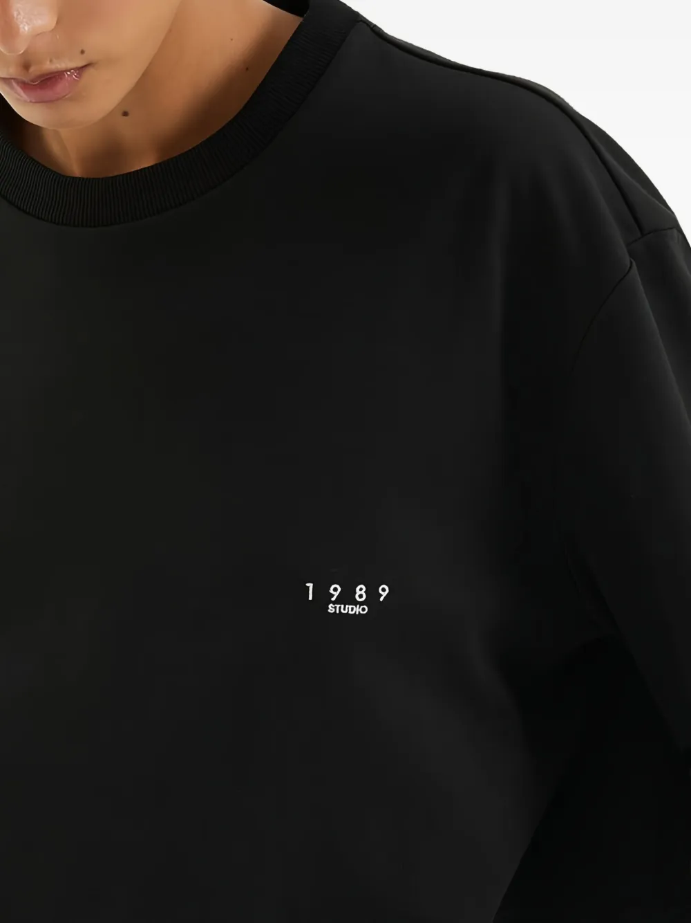 1989 STUDIO T-shirt Zwart