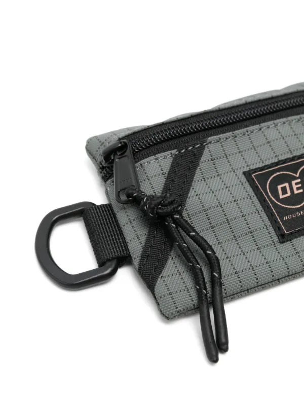 DEUS｜COIN WALLETS (SKELTER COIN POUCH (DMP257993-BLK)) Deus Ex Machina Skelter Coin Pouch | Grey | FARFETCH