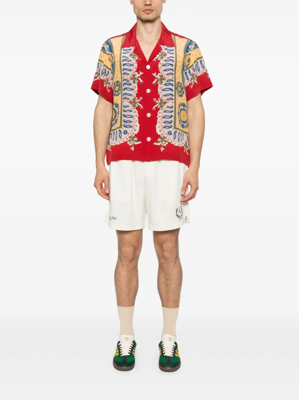 Represent shorts con logo bordado | Shorts para correr | Image 2