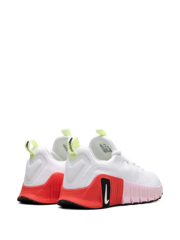 nike volt pink