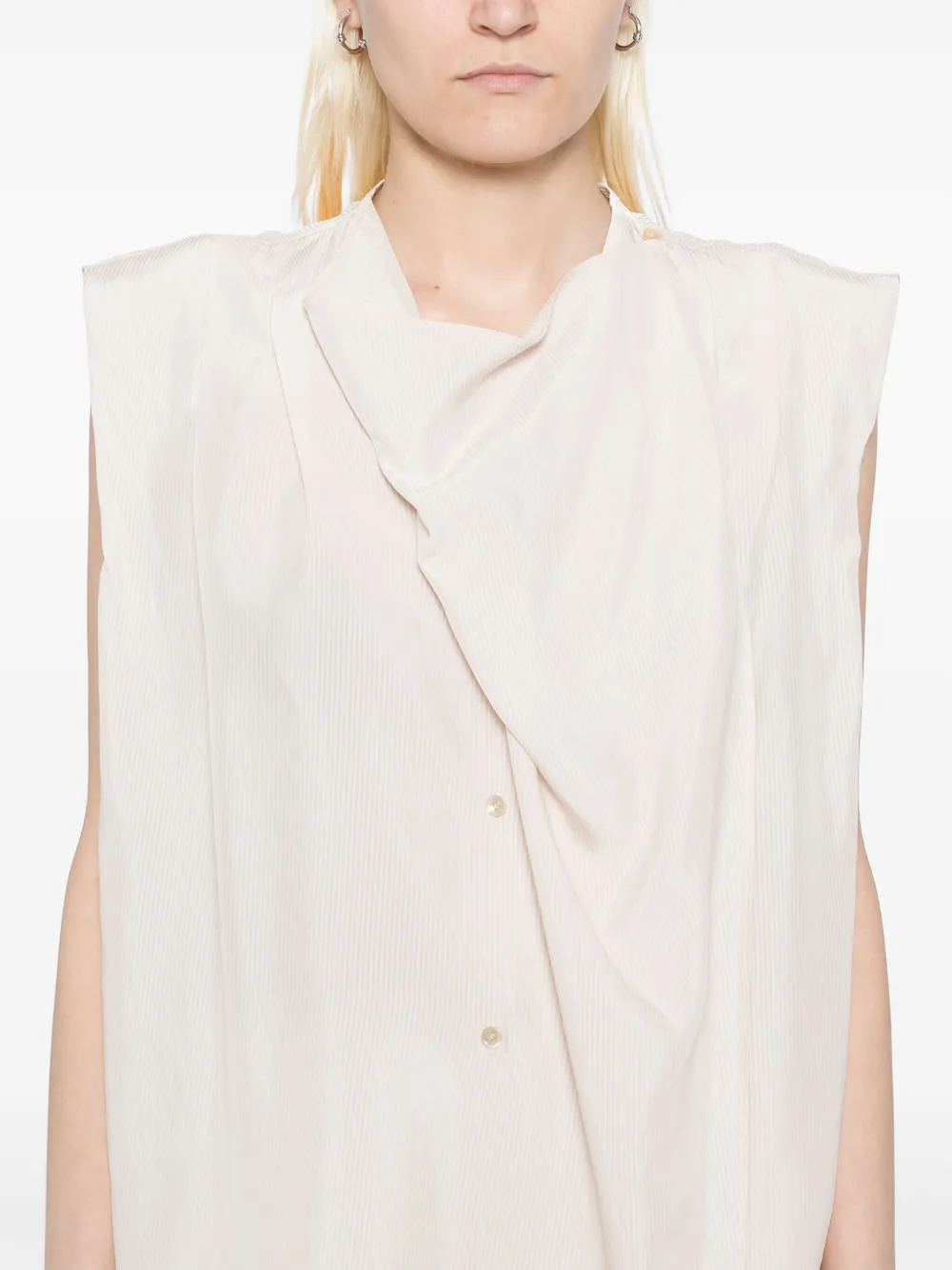 LESS SILK SLEEVELESS BLOUSE 