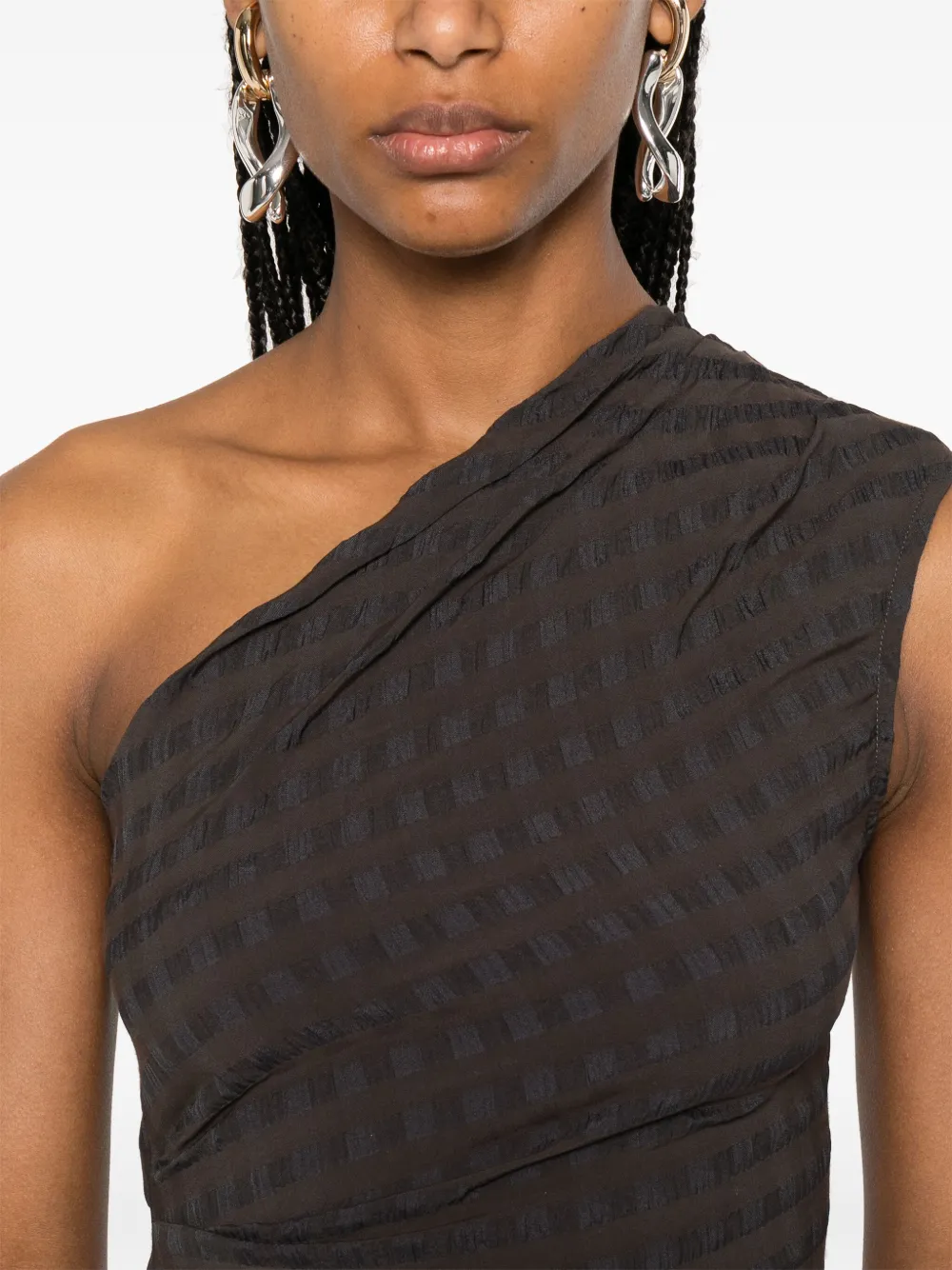 Paloma Wool Win top Bruin