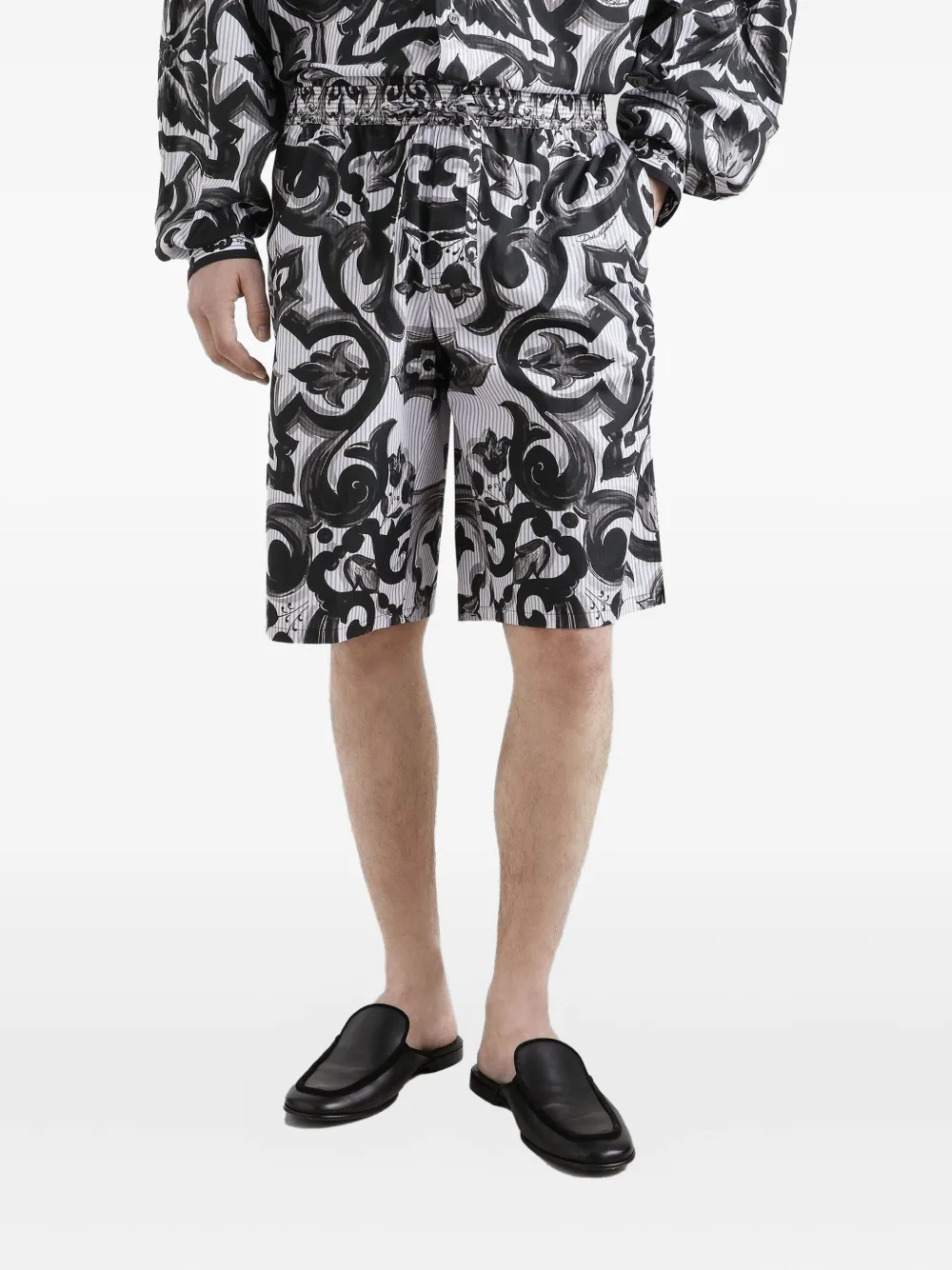 Dolce & Gabbana Shorts met Maiolica-print Zwart