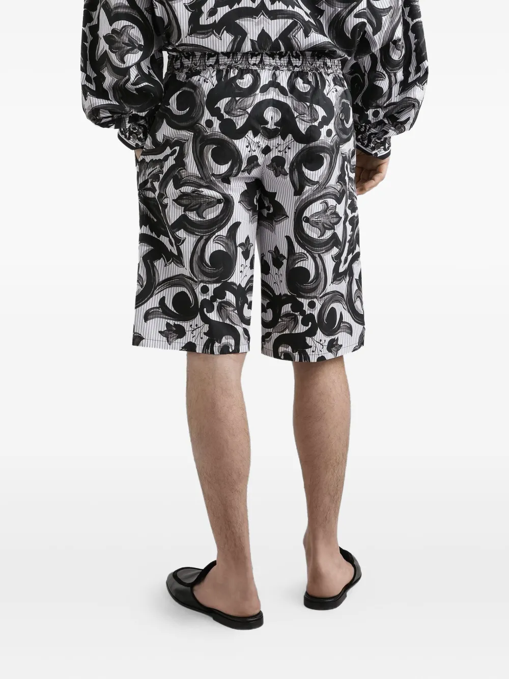 Dolce & Gabbana Shorts met Maiolica-print Zwart