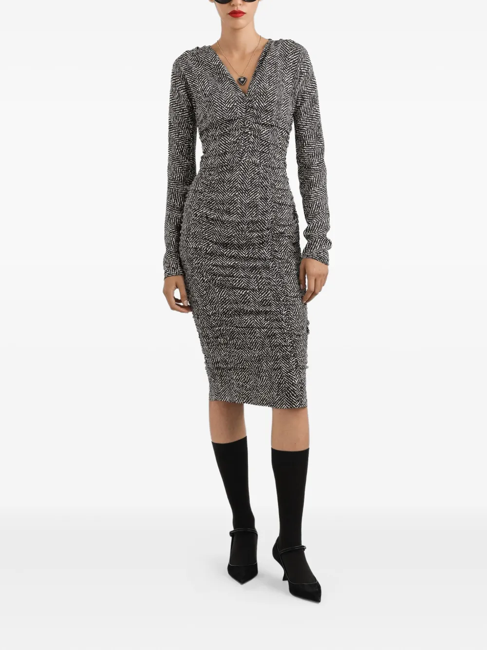 Dolce & Gabbana Gesmockte midi-jurk met chevron streep - Zwart