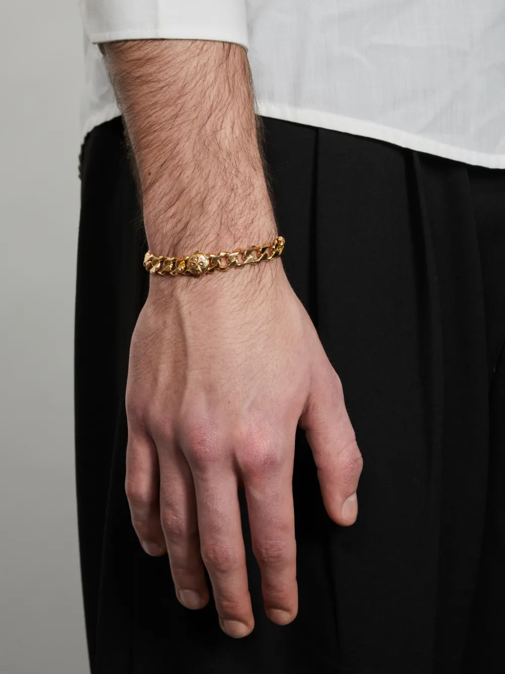 Emanuele Bicocchi Logo-engraved Bracelet In Gold