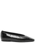 TOTEME Minimalist croco-embossed ballerinas - Black