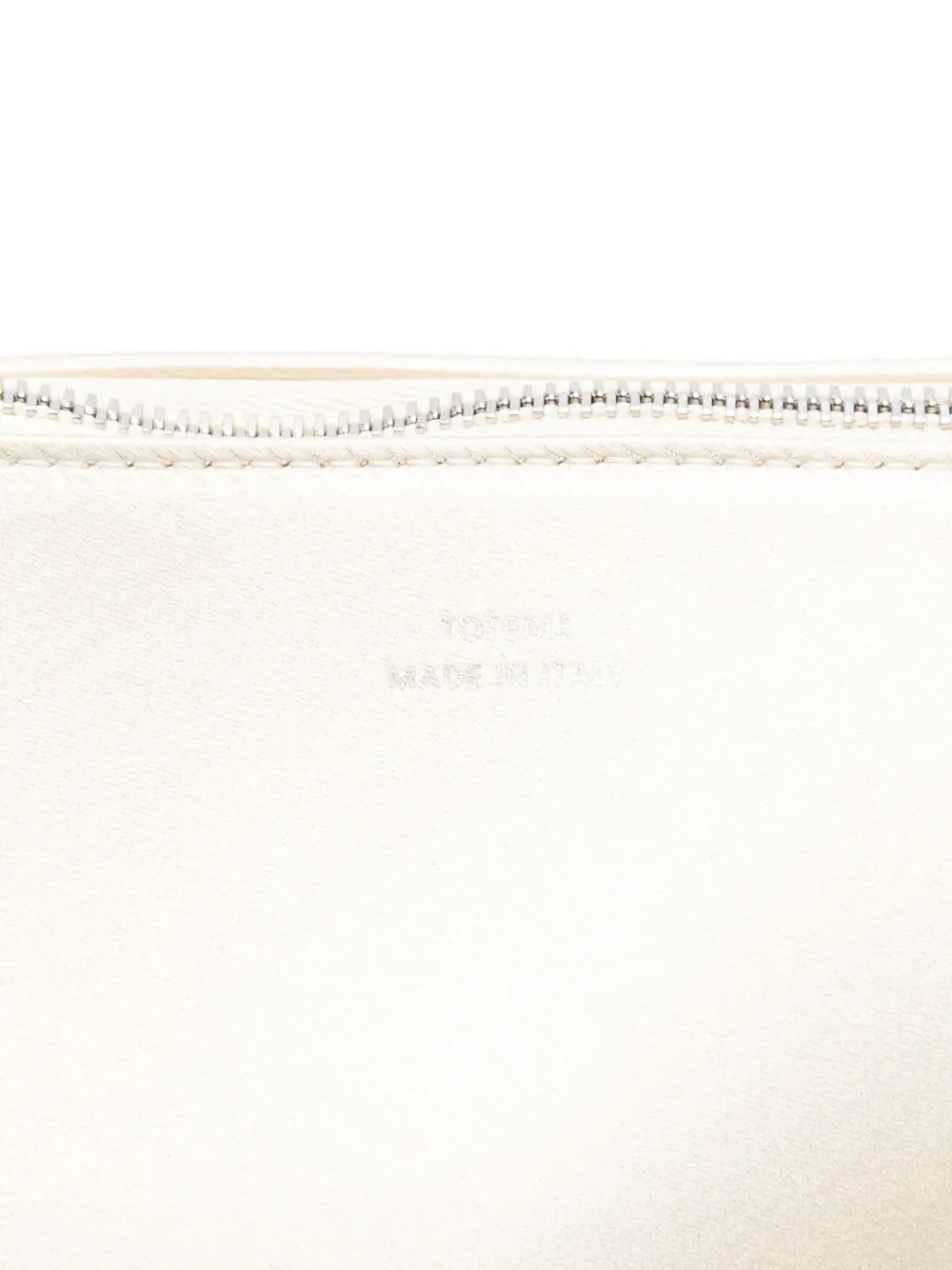 TOTEME Satijnen schoudertas Beige