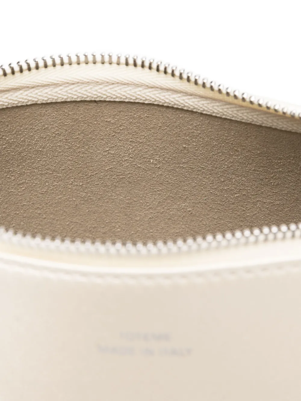TOTEME Satijnen schoudertas Beige