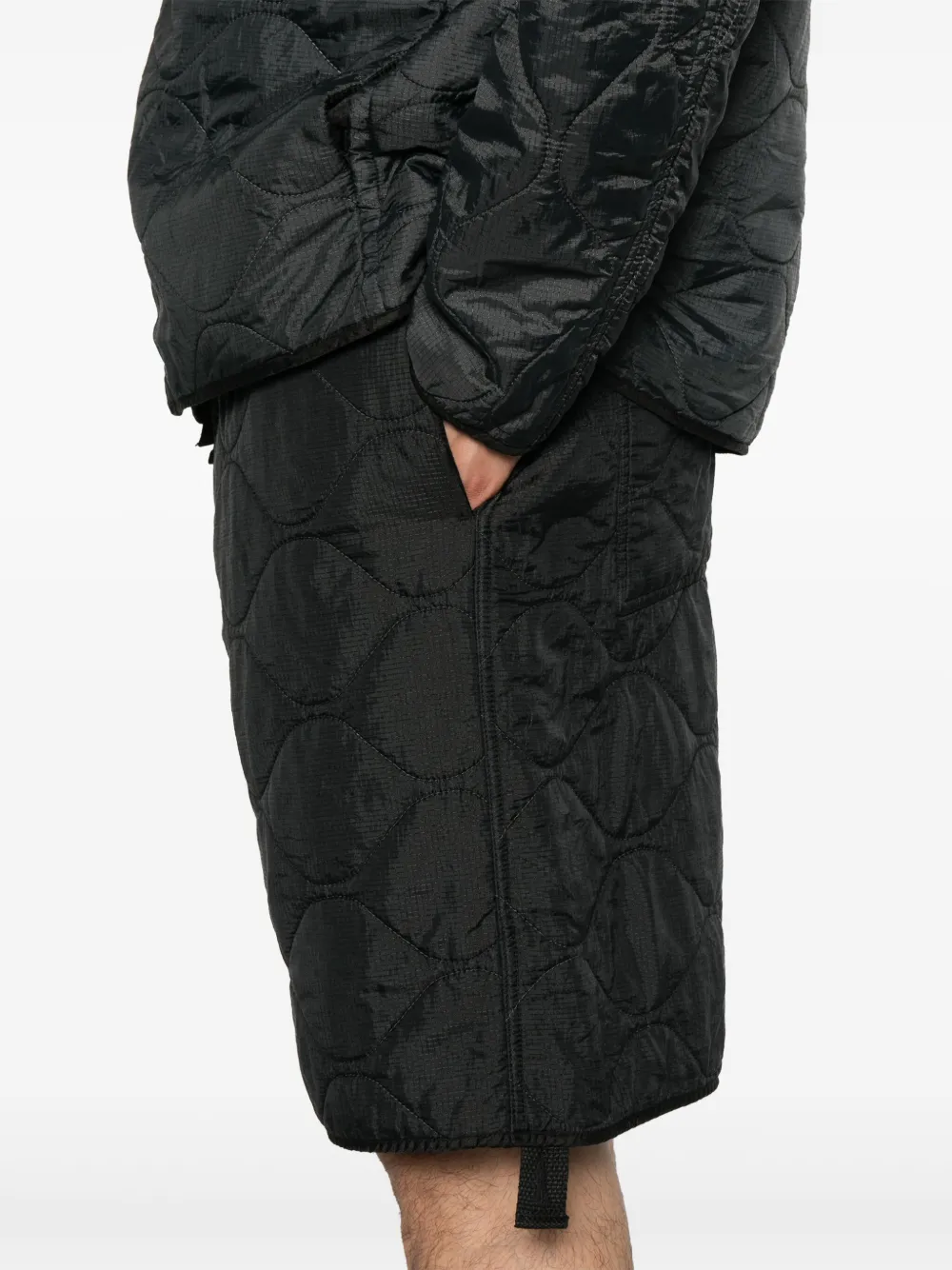 Peacemaker Oamc Gewatteerde shorts Zwart