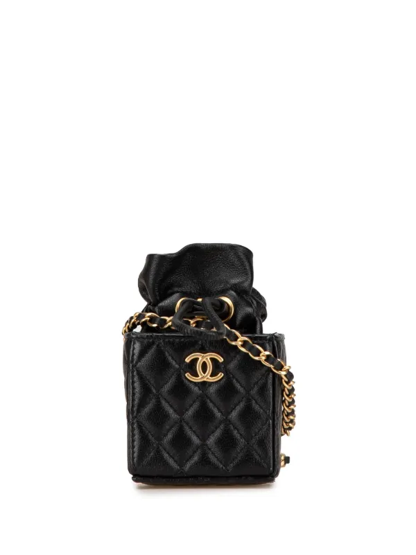 VINTAGE●CHANEL●ドローストリングバケットバッグ カーフスキン CHANEL Pre-Owned 2021 ミニ マトラッセ カーフスキン ドロー