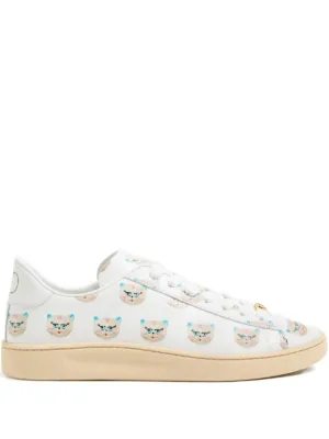 Valentino Garavani ロックスタッズ スニーカー | ホワイト | FARFETCH JP