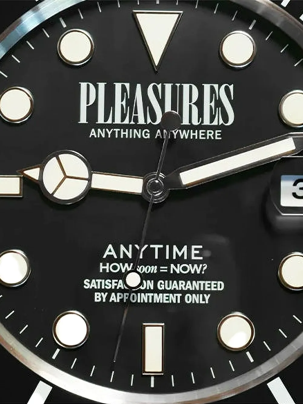 Pleasures Anytime wall clock (33cm) - Black