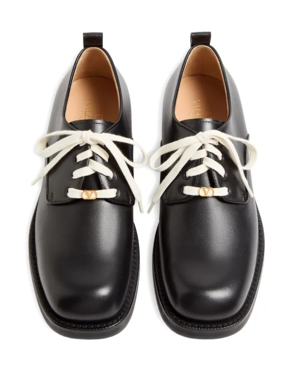 Valentino Garavani VLogo Derby Shoes | Black | FARFETCH JO
