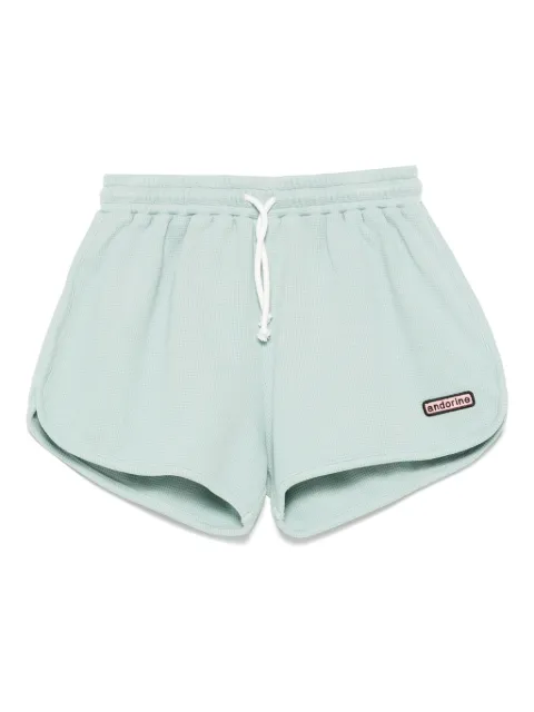 Andorine bermudas con parche del logo