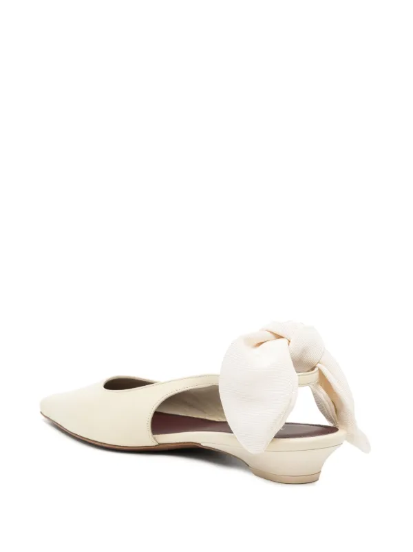 NEOUS フラットシューズ | ホワイト | FARFETCH JP