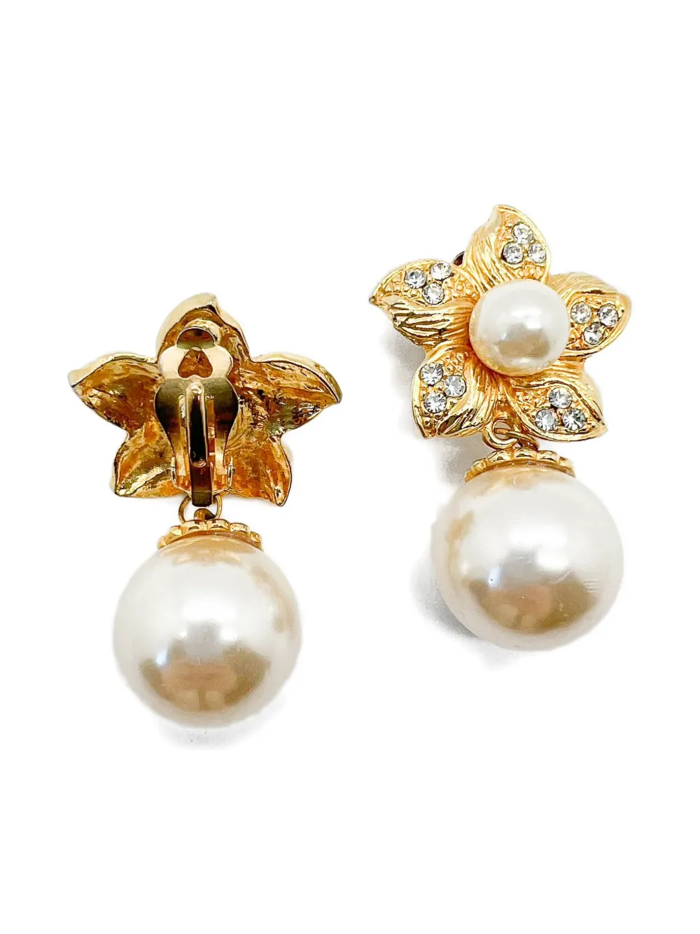 Jennifer Gibson Jewellery 1980s Pearl Flower earrings | Image 2
