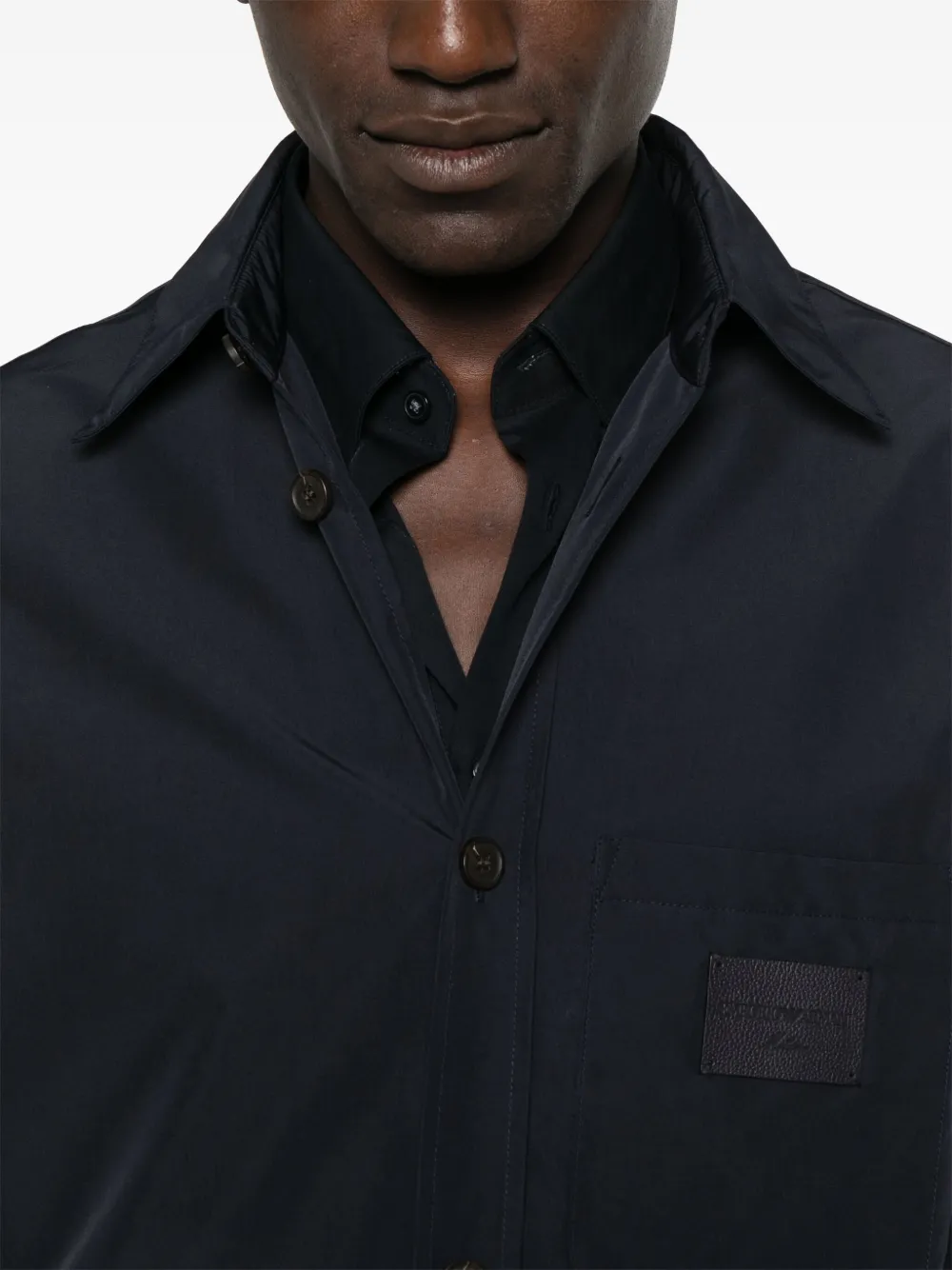 Emporio Armani logo-patch shirt jacket Blauw