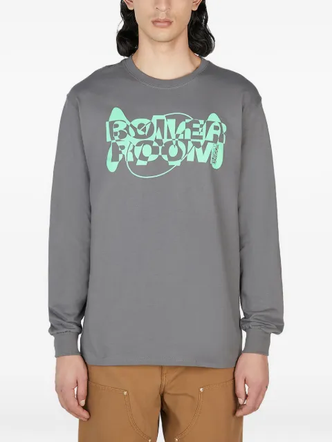 Boiler Room playera con detalle del logo y mangas largas