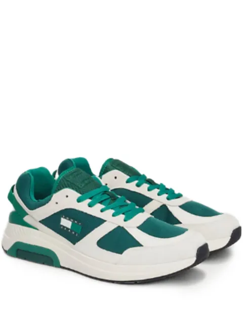 Tommy Hilfiger tenis con parche del logo