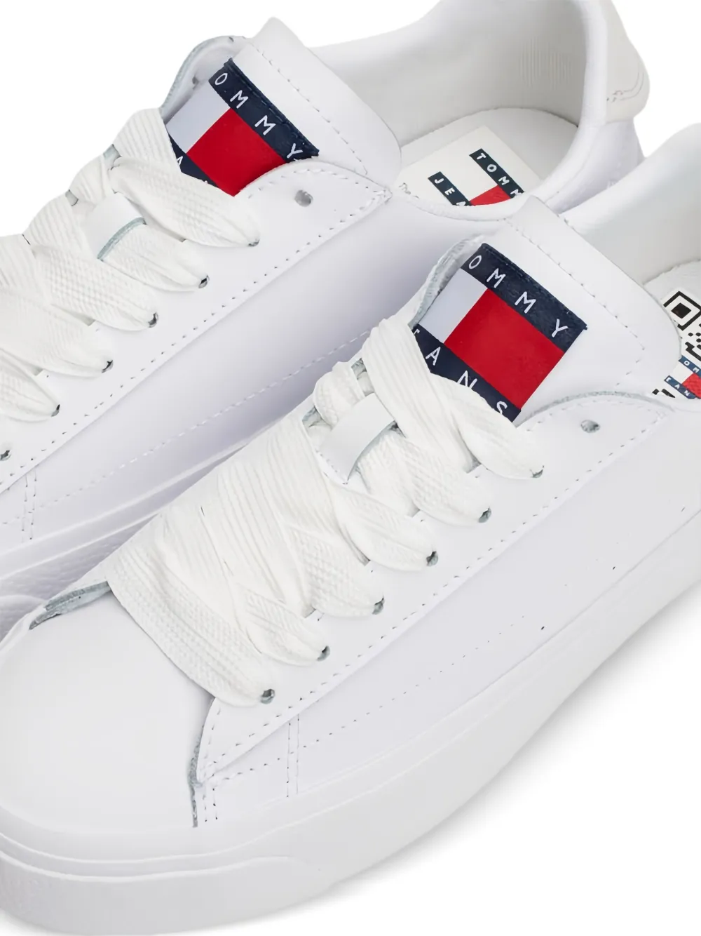 Tommy Hilfiger Essential Badge sneakers White