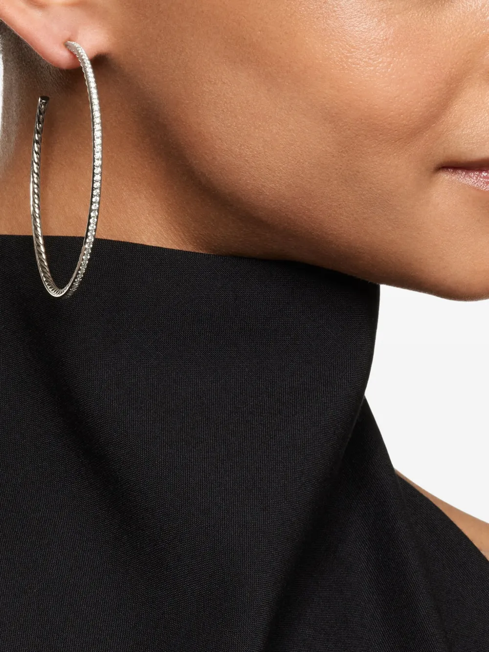 David Yurman أقراط حلقية فضة إسترليني مرصعة بألماس | Image 2