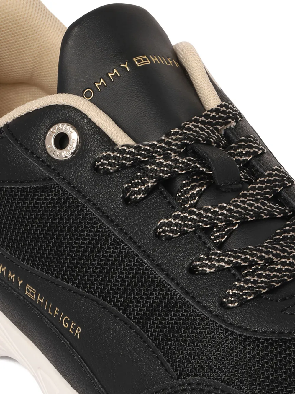 Tommy Hilfiger logo-print sneakers Black