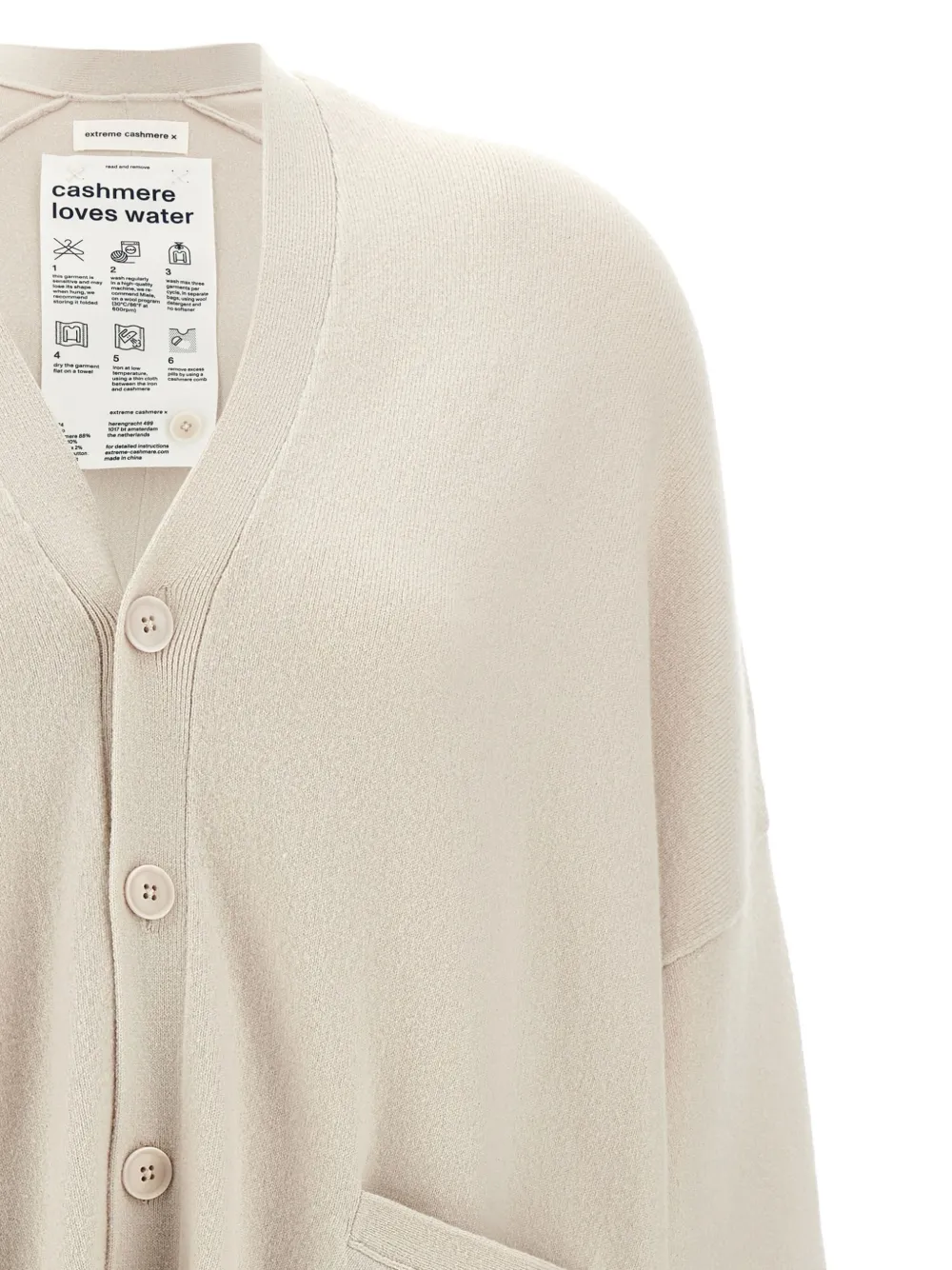 extreme cashmere N.24 vest met knopen Beige