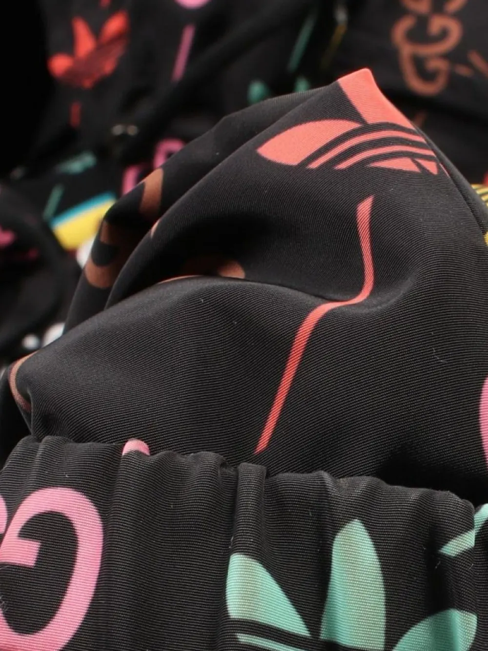 Gucci Pre-Owned x adidas Giacca Trefoil a righe anni 2010 | Image 5