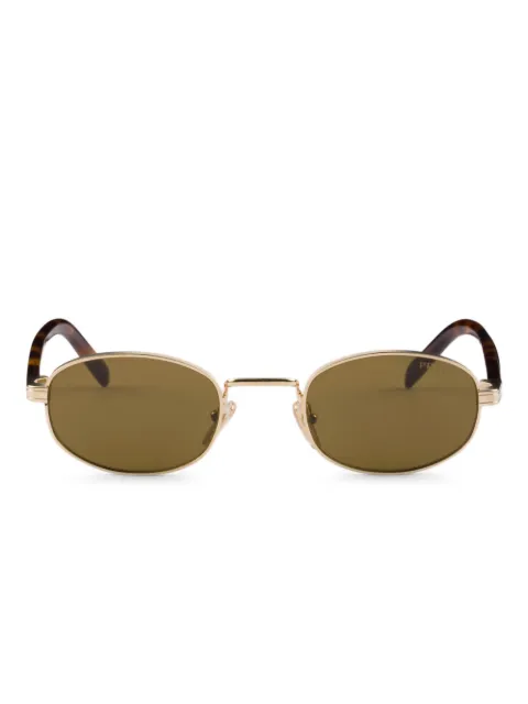 Prada Eyewear نظارة شمس بشعار محفور