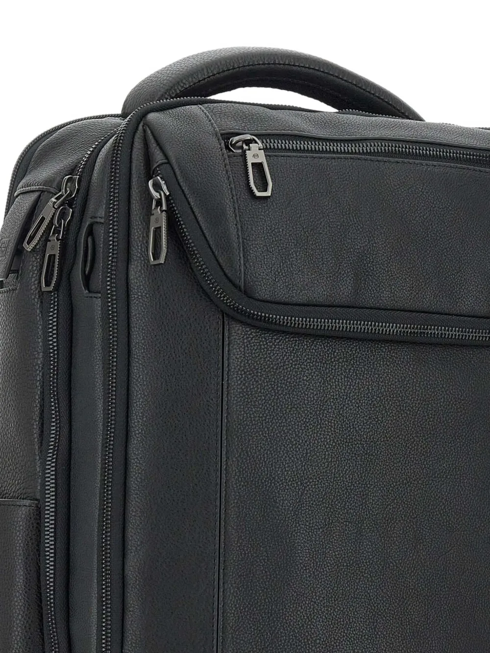 15.6” laptop holder backpack