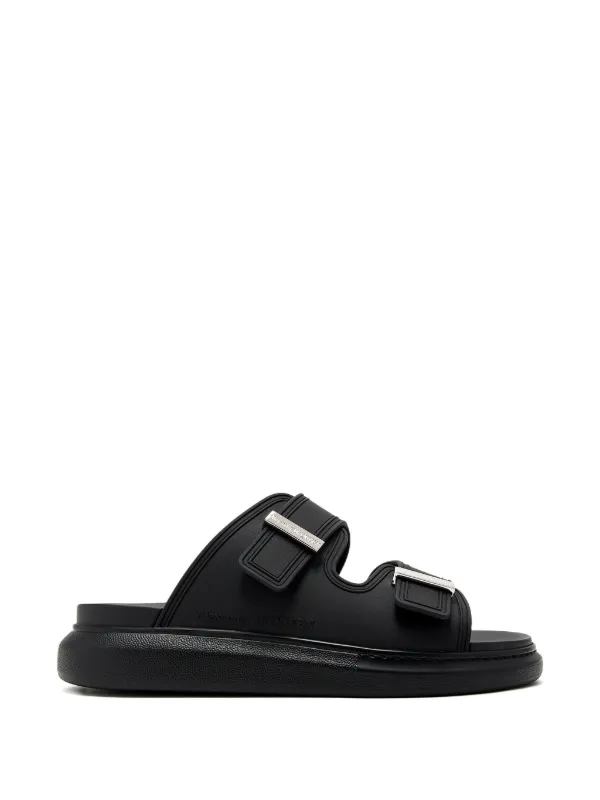 Alexander McQueen ブラックサンダル Alexander McQueen Hybrid サンダル | ブラック | FARFETCH JP