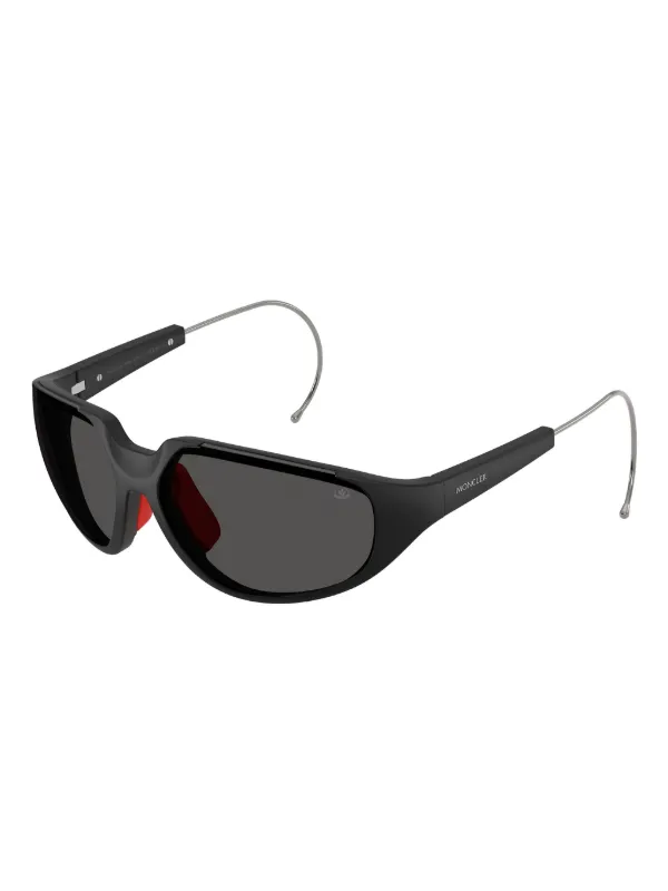 MONCLER サングラス ブラック Moncler Eyewear ロゴ サングラス | ブラック | FARFETCH JP