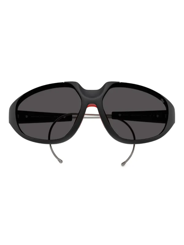Moncler Eyewear ロゴ サングラス | ブラック | FARFETCH JP