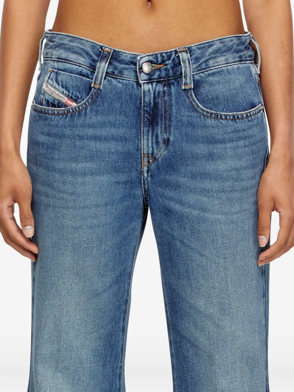 Diesel 1970 D-Bleess flared jeans Blauw