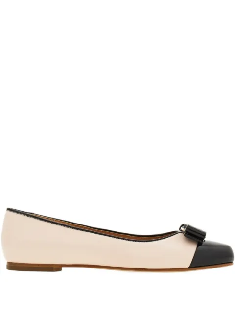 Ferragamo Varina leather ballerina shoes