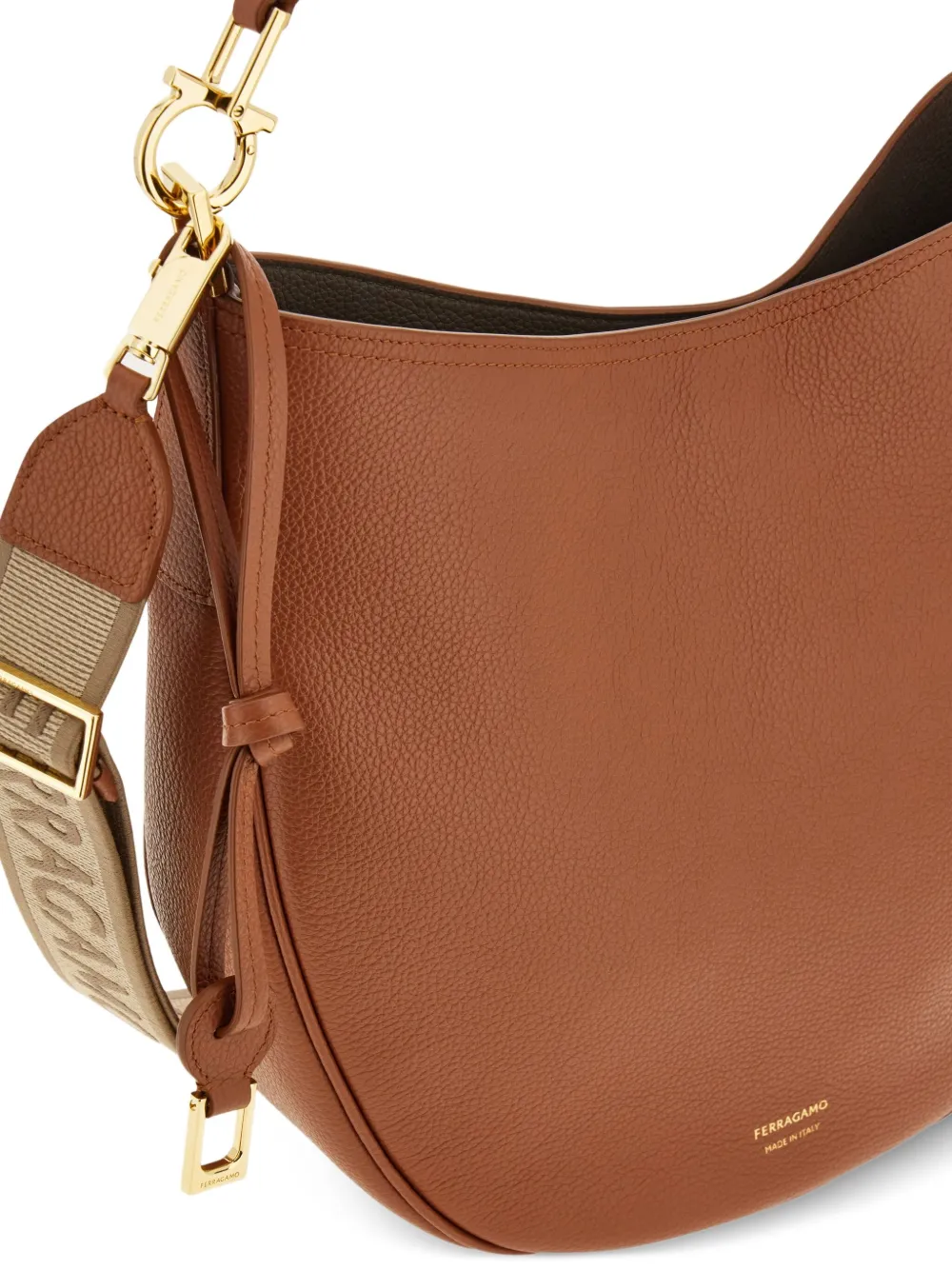 Ferragamo Leren schoudertas Bruin