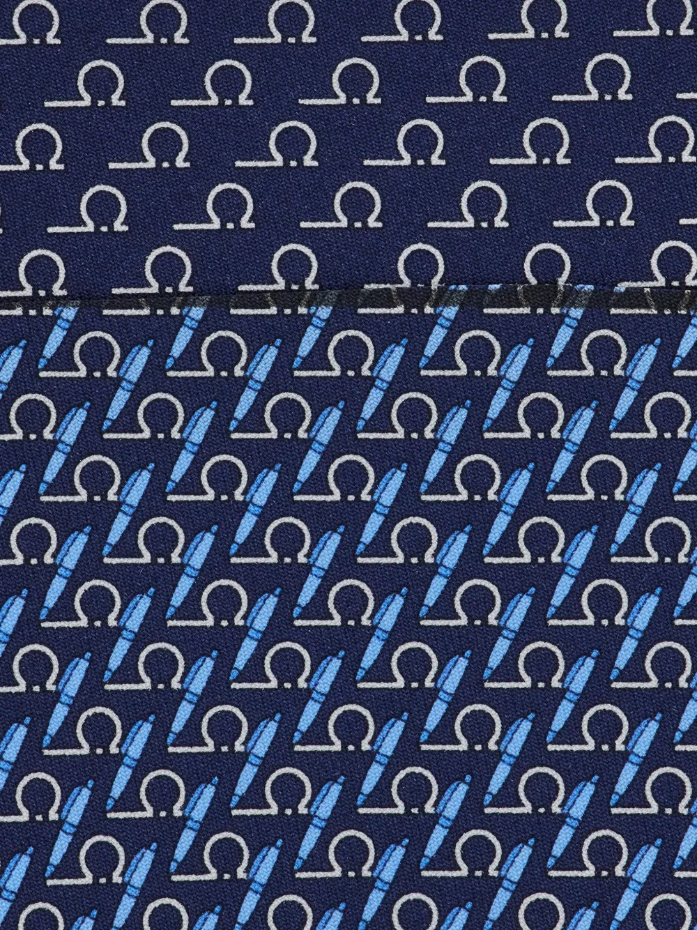 Ferragamo Zijden stropdas met Writer-print Blauw