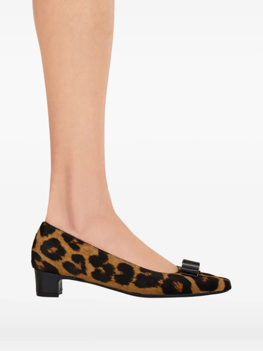 Ferragamo 30mm Iconic bow pumps Neutrals