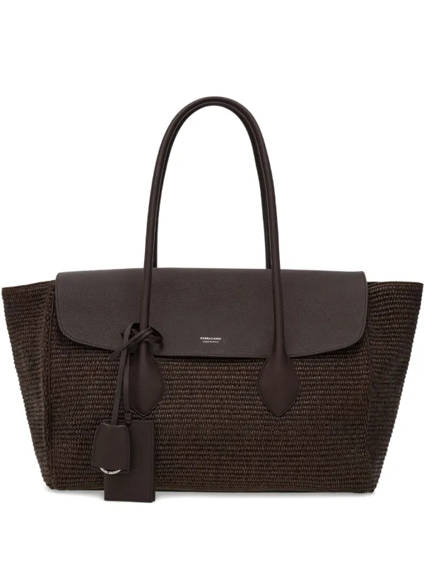 FERRAGAMO イーストウエスト トートバッグ(XL) 29741349_59197264_600.jpg