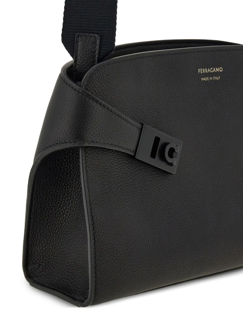 Ferragamo Hug messengertas Zwart