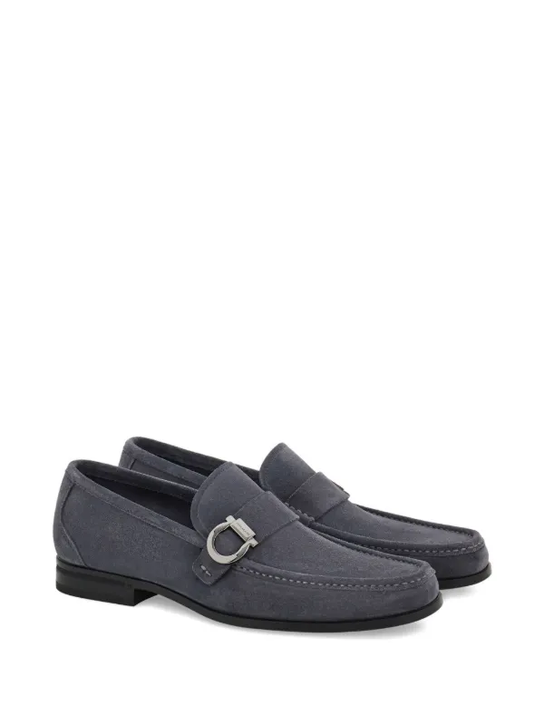 （週末価格）Salvatore Ferragamo スエードローファー 61/2 Ferragamo スエード ローファー | グレー | FARFETCH JP
