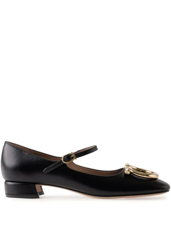 Ferragamo Maxi Gancini Pumps in Black