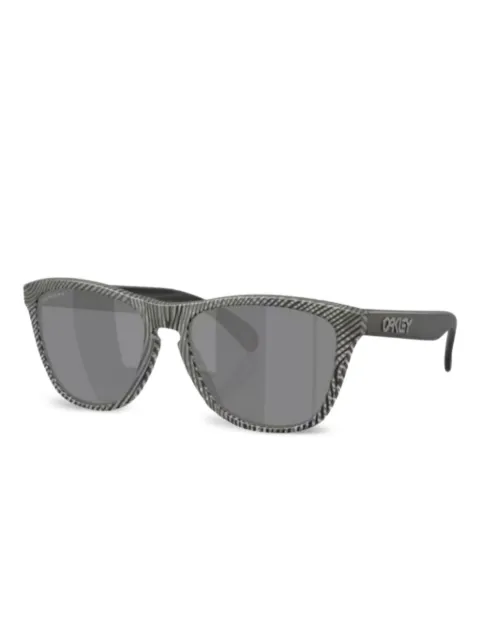 Oakley Frogskins™ sunglasses