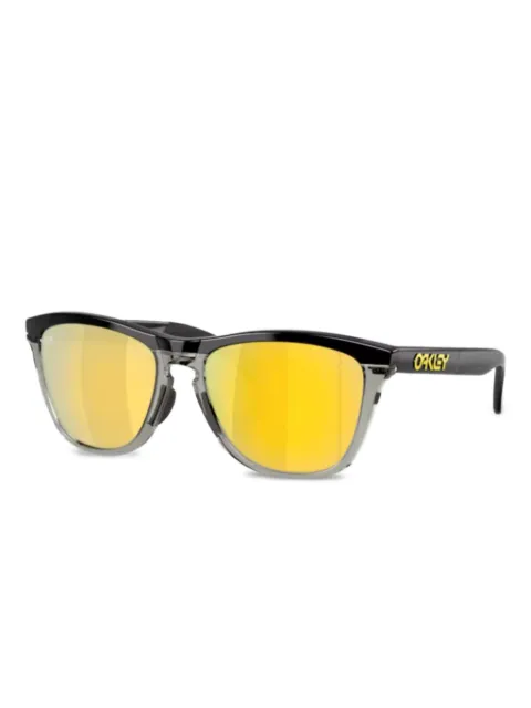 Oakley logo-print sunglasses 