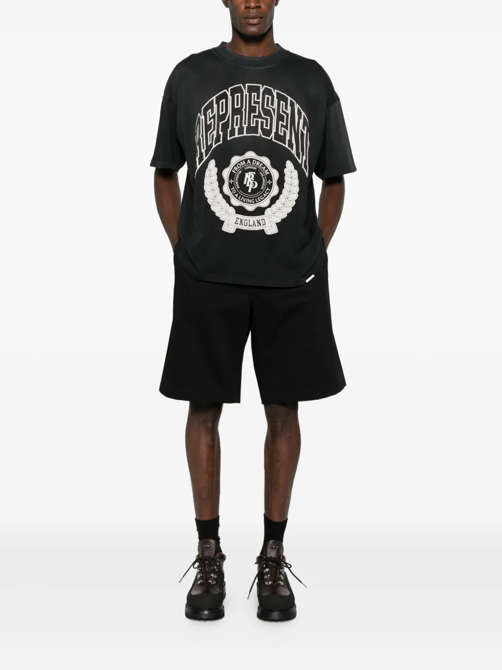 Represent Legacy Crest T-shirt - Zwart