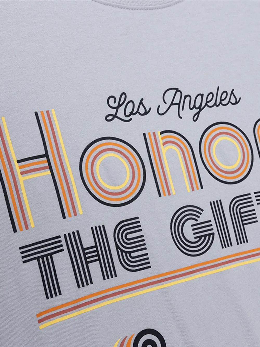 Honor The Gift Retro Honor T-shirt - Grijs
