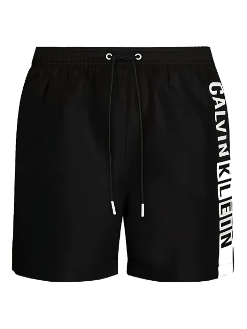 Calvin Klein shorts de playa con logo estampado